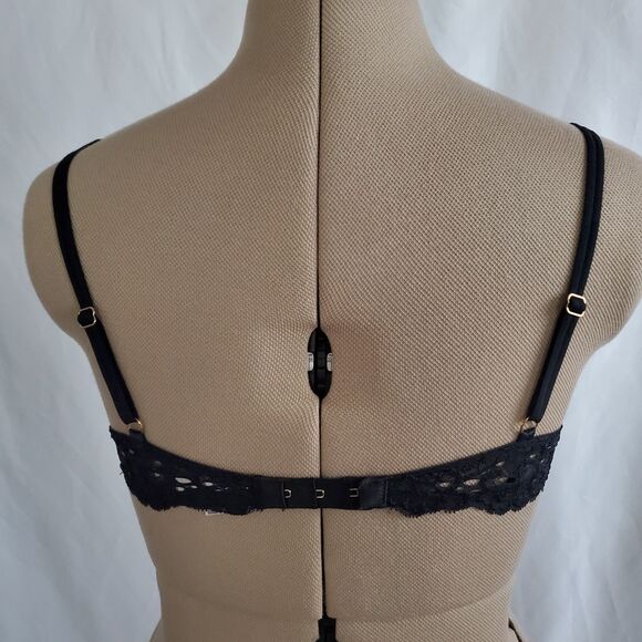 Victoria’s Secret Bra 34B Black Very Sexy Lace Padded Demi Push-up Underwire - Picture 2 of 10